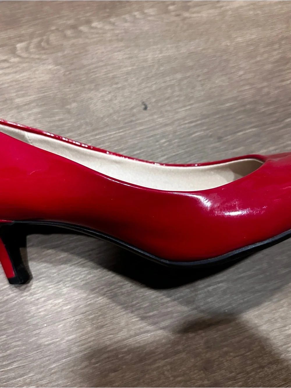 Life Stride Red Patent Mid Heel Pumps